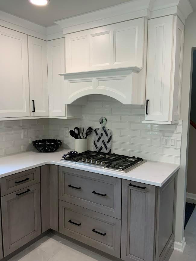 Black and White Kitchen