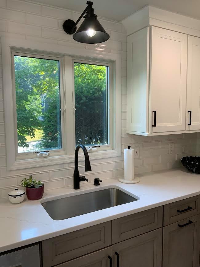 Black and White Kitchen
