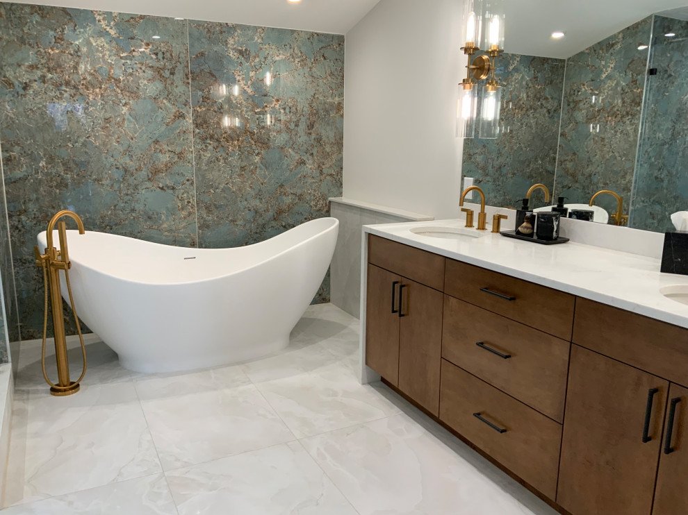 Primary Bathroom on Bayberry